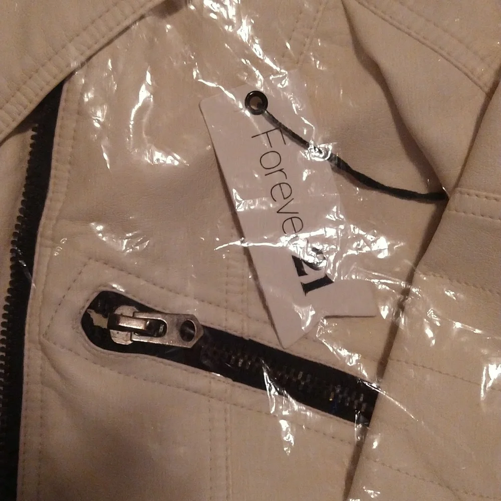 Jacket - Picture 8 of 13